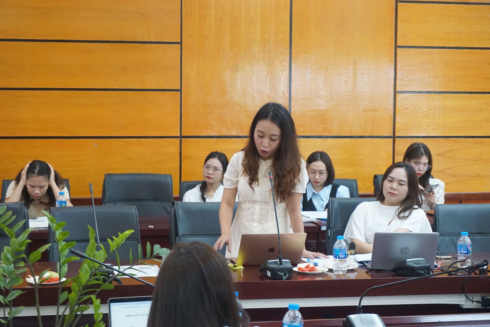ThS. NCS Lương Ngân Hà chia sẻ về kinh nghiệm đơn giản hóa soạn thảo văn bản pháp luật của Pháp